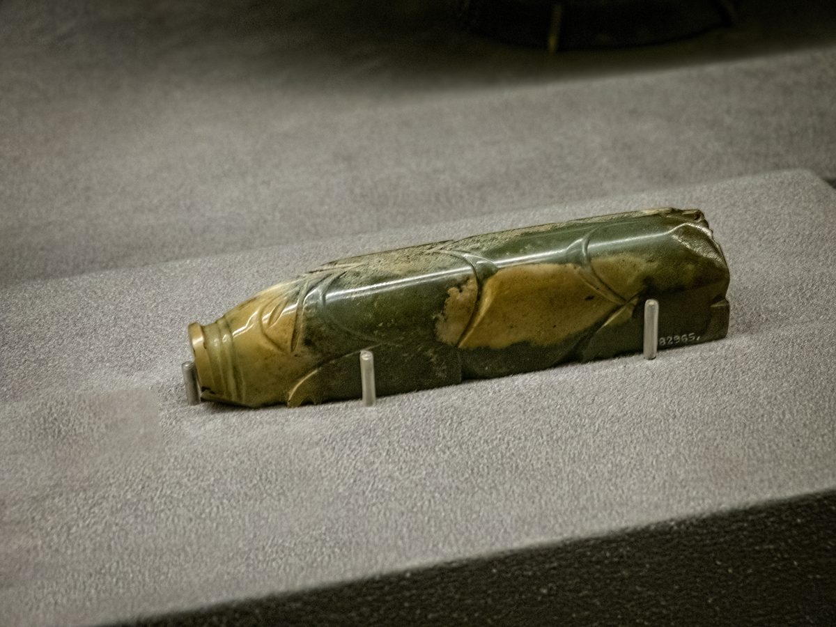 Jade carving from Lantian County, Shaanxi